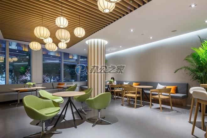 寰圖辦公空間（白玉蘭廣場(chǎng)）