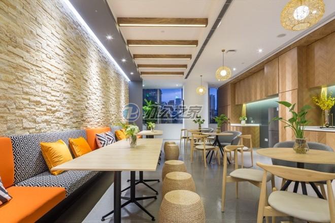 寰圖辦公空間（白玉蘭廣場(chǎng)）