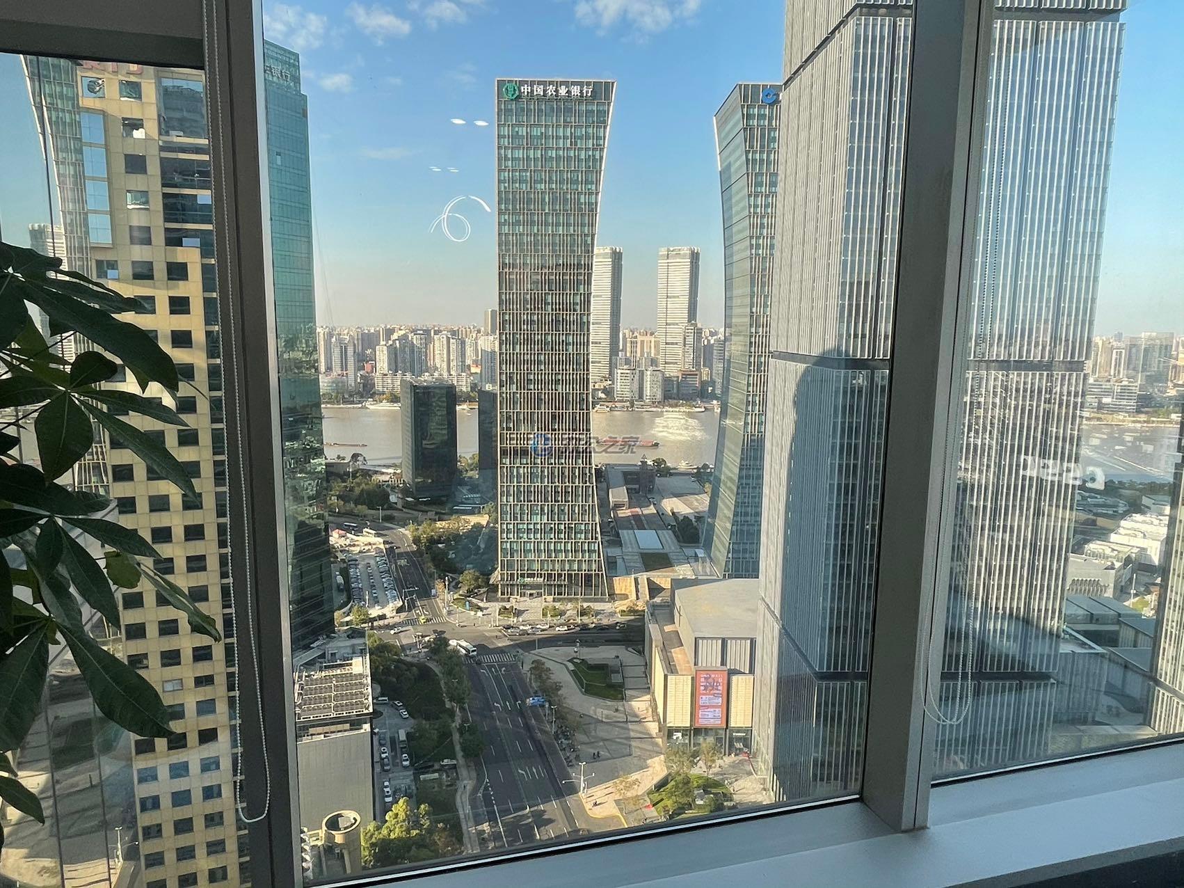 新上海國際大廈