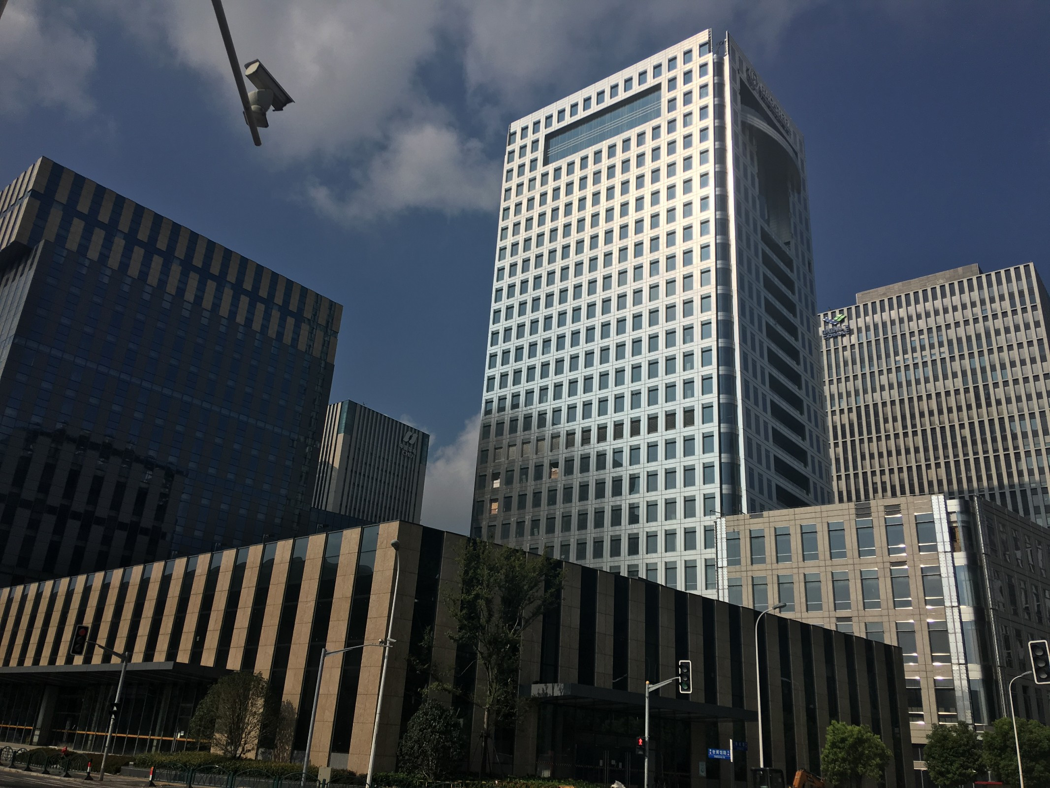 小面積寫字樓有哪些優(yōu)缺點(diǎn)?