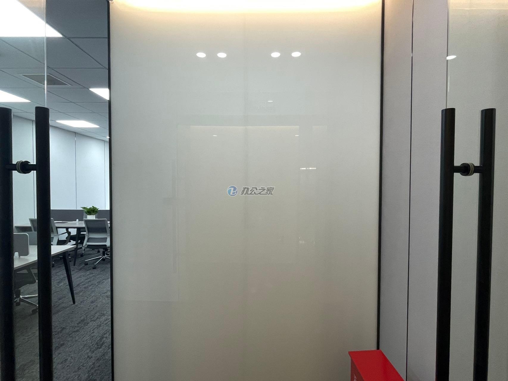 魯能國(guó)際中心1