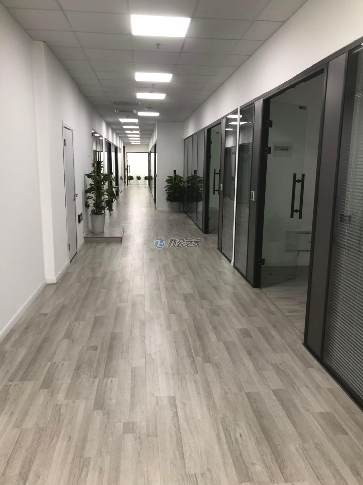 龍陽商務(wù)樓