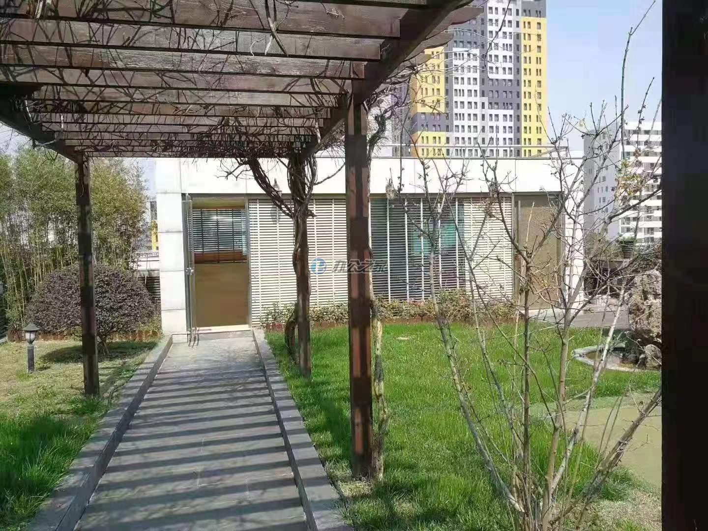 世和中心