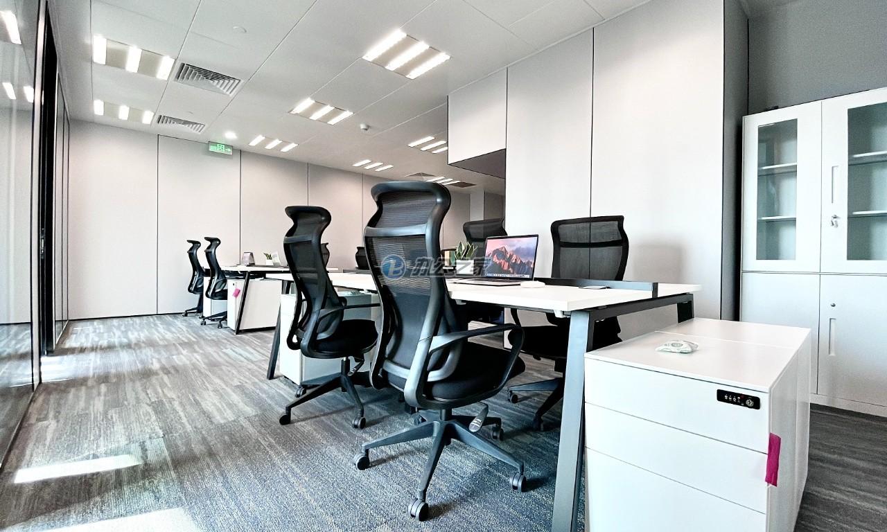 永新廣場(chǎng)