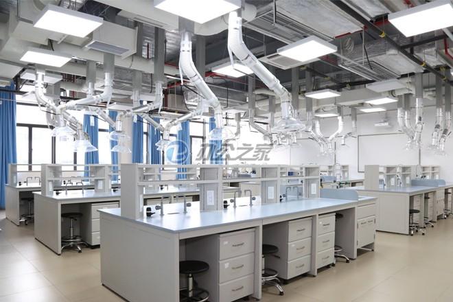 申江生物醫(yī)藥投創(chuàng)中心