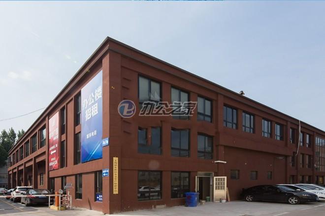 825創(chuàng)意工坊