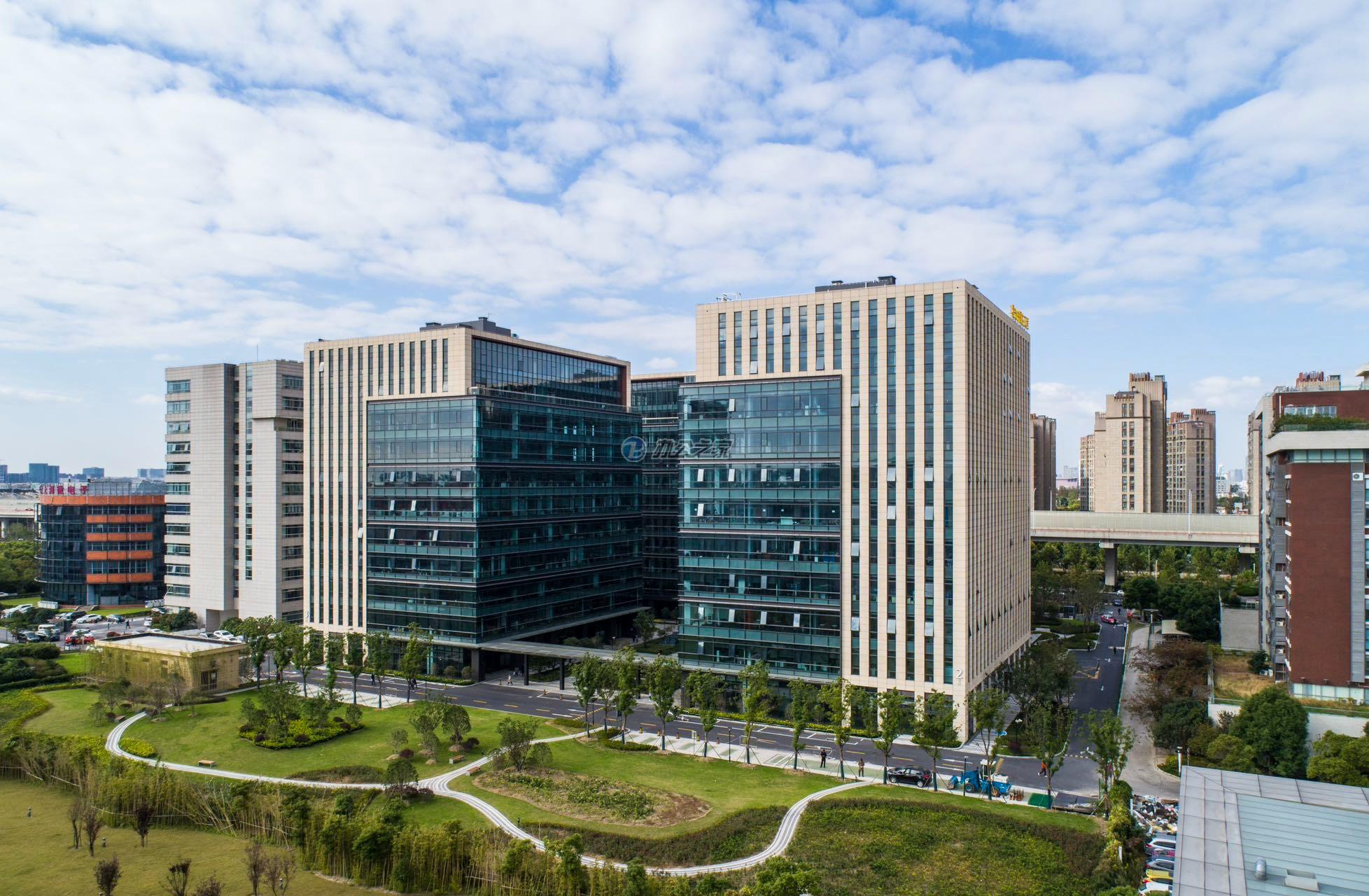 星創(chuàng)科技廣場(chǎng)