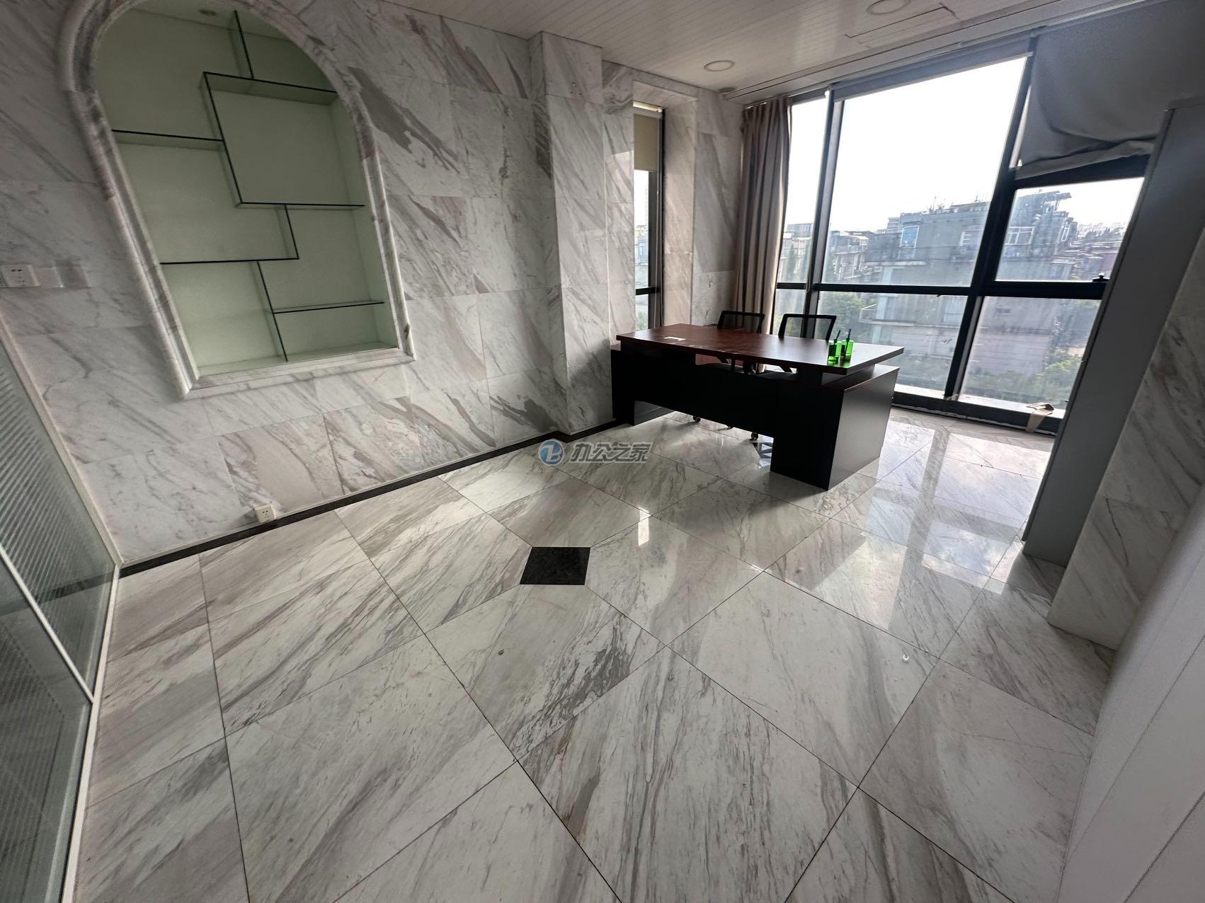 華強(qiáng)大廈