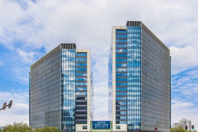 東方金融廣場(chǎng)